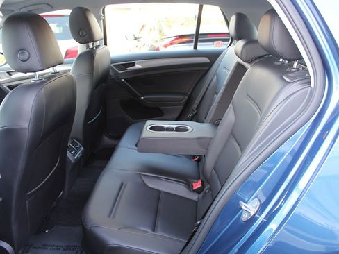 Used 2017 Volkswagen Golf Wolfsburg Edition FWD image 24
