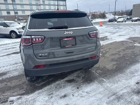 Used 2020 Jeep Compass Limited image 15