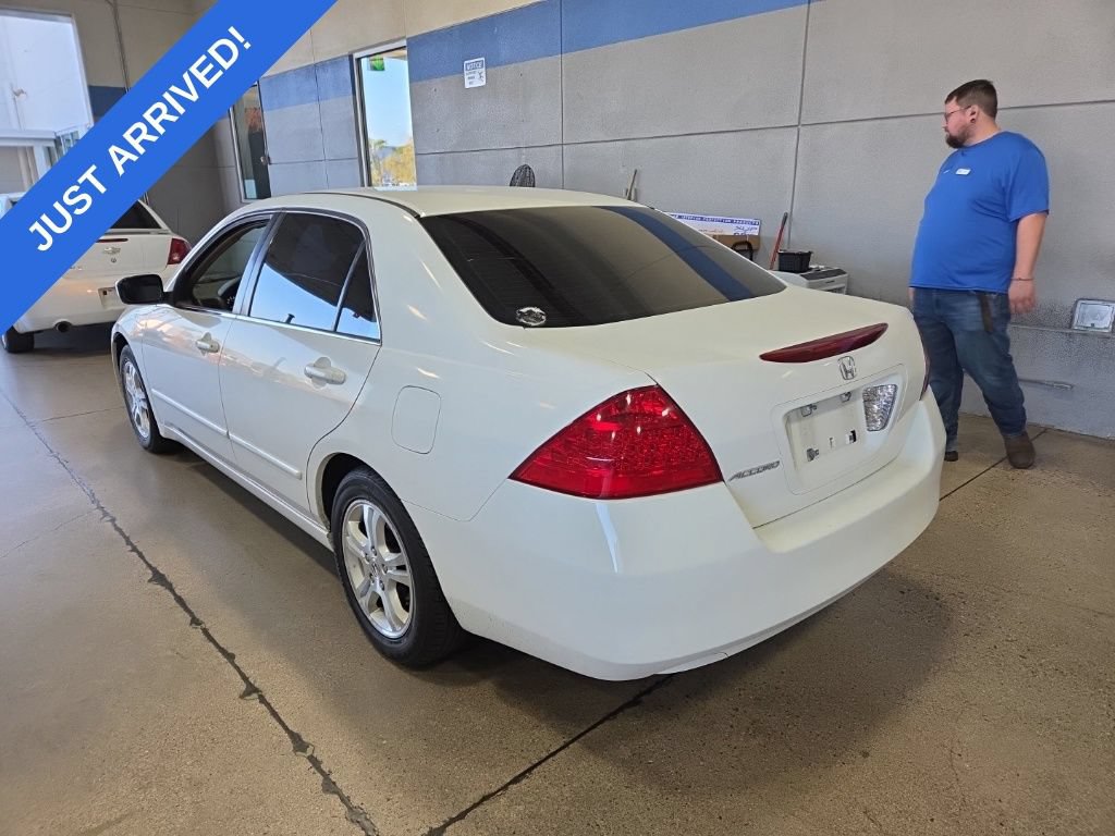 Used 2007 Honda Accord SE image 4