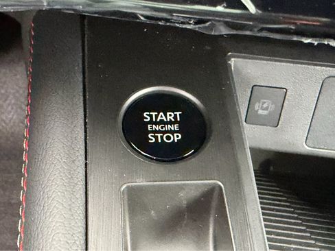 Used 2026 Nissan Kicks SR w/ Cold Weather Package AWD/4WD image 28