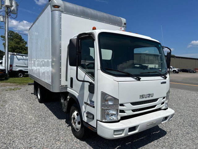 Used 2016 Isuzu NPR RWD image 4