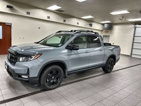 Used 2024 Honda Ridgeline Black Edition image 3