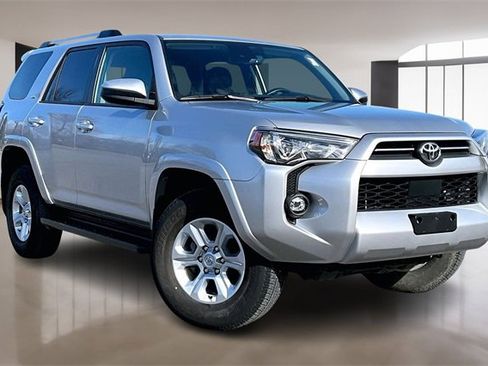 Used 2023 Toyota 4Runner SR5 image 3
