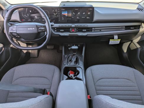 Certified 2025 Kia K4 EX image 14