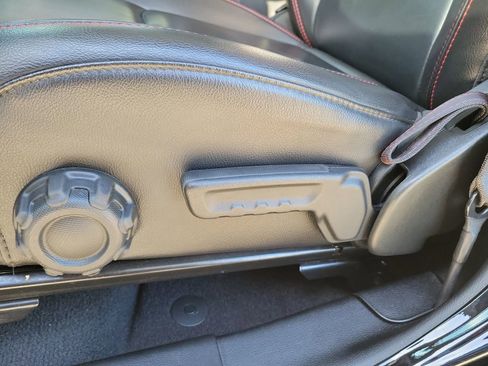 Used 2021 Jeep Wrangler Unlimited Rubicon image 22