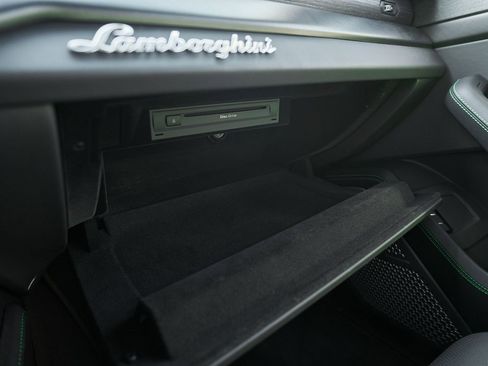 Used 2021 Lamborghini Urus image 79