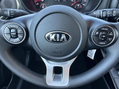 Used 2021 Kia Soul LX image 22