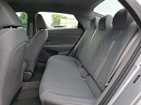 Certified 2023 Hyundai Elantra SEL w/ Convenience Package FWD image 10