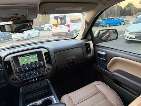 Used 2018 GMC Sierra 1500 Denali w/ Denali Ultimate Package image 31