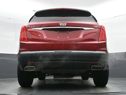 Used 2019 Cadillac XT5 FWD image 33