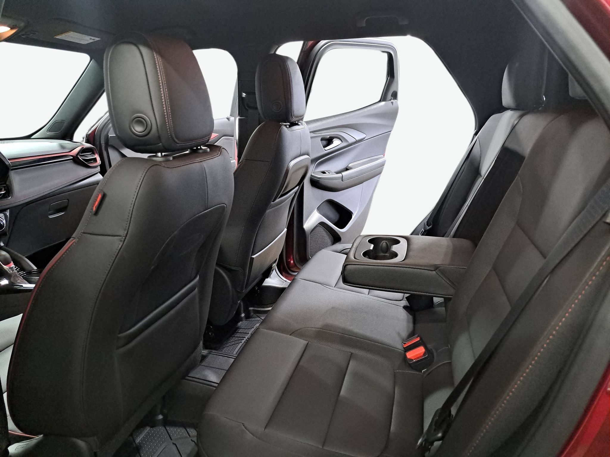 Used 2025 Chevrolet TrailBlazer RS w/ Convenience Package AWD/4WD image 15