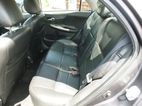 Used 2010 Toyota Corolla S FWD image 19