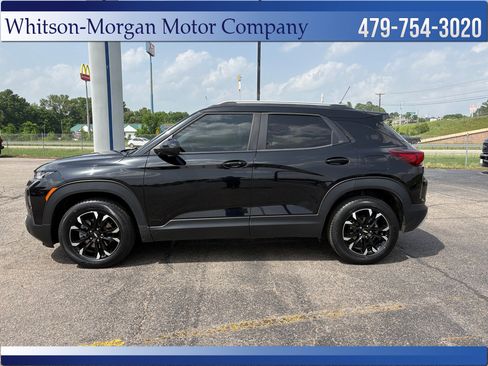 Used 2021 Chevrolet TrailBlazer LT w/ Premium Seating Package FWD image 8