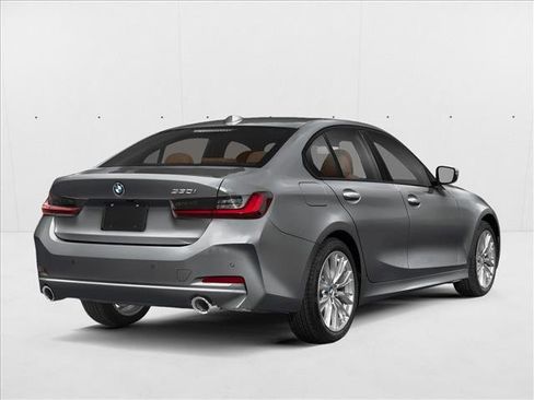 New 2026 BMW 330i xDrive Sedan w/ M Sport Package AWD/4WD image 2