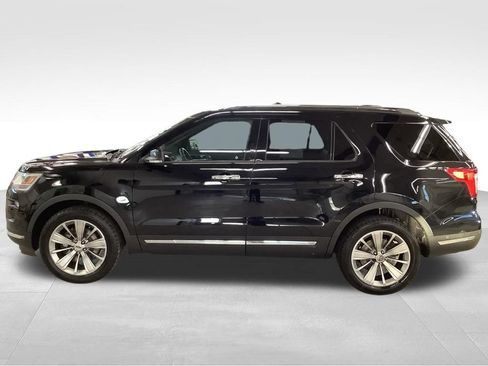 Used 2018 Ford Explorer Limited w/ Equipment Group 301A AWD/4WD image 6
