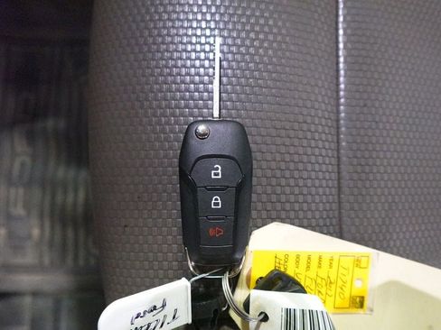 Used 2017 Ford F250 XL w/ Power Equipment Group image 23