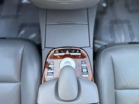 Used 2009 Mercedes-Benz S 550 image 19