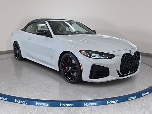 Used 2023 BMW M440i Convertible w/ Premium Package image 3