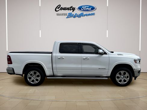 Used 2019 RAM 1500 Laramie AWD/4WD image 14