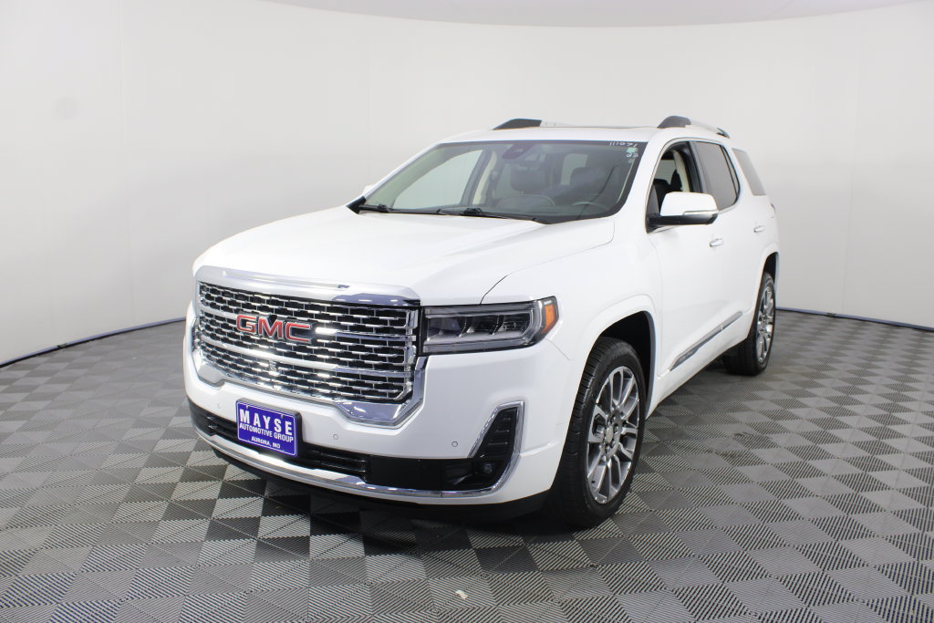 Used 2023 GMC Acadia Denali w/ Denali Ultimate Package FWD image 28