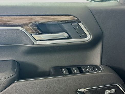 New 2026 Chevrolet Silverado 1500 RST w/ Dark Appearance Package image 21