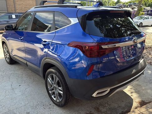 Used 2021 Kia Seltos S FWD image 7