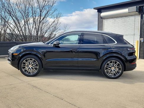 New 2026 Porsche Cayenne E-Hybrid image 2