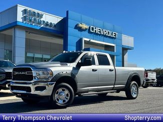 Used 2024 RAM 2500 Tradesman w/ Chrome Appearance Group video 1