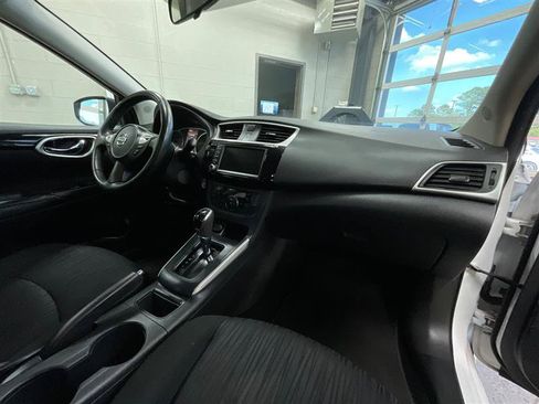 Used 2019 Nissan Sentra SV FWD image 29