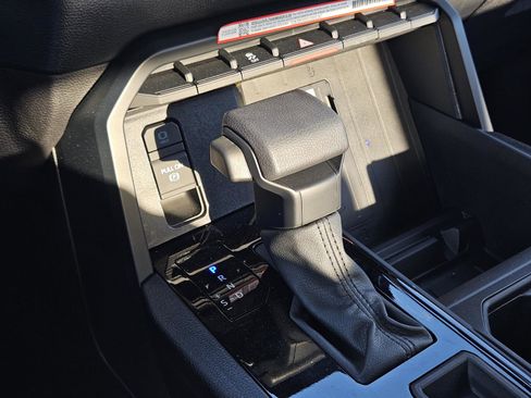 Used 2026 Toyota Tundra SR image 22