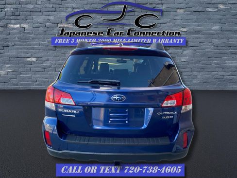 Used 2011 Subaru Outback 3.6R Limited w/ PWR Moonroof Pkg image 8