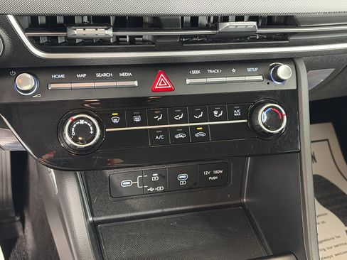 Used 2025 Hyundai Sonata SE image 21