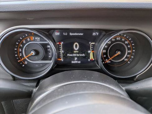 Used 2021 Jeep Wrangler Unlimited Sport image 12