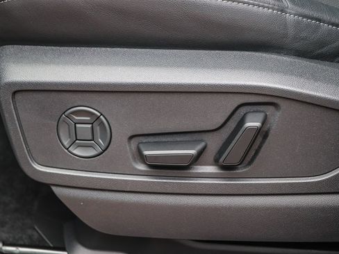 Certified 2025 Audi Q5 Premium w/ Premium Plus AWD/4WD image 24