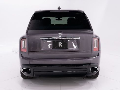 Certified 2024 Rolls-Royce Cullinan w/ Cullinan Package AWD/4WD image 4