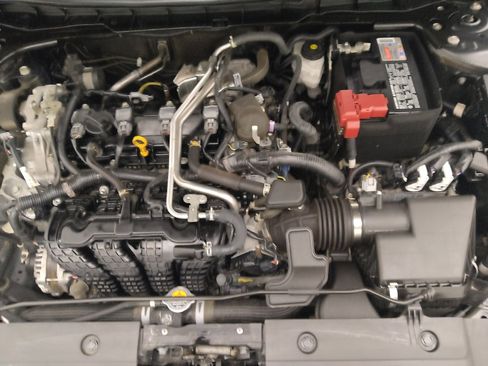 Used 2024 Nissan Altima 2.5 SV image 30