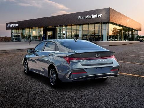 New 2026 Hyundai Elantra SEL Sport Premium FWD image 5