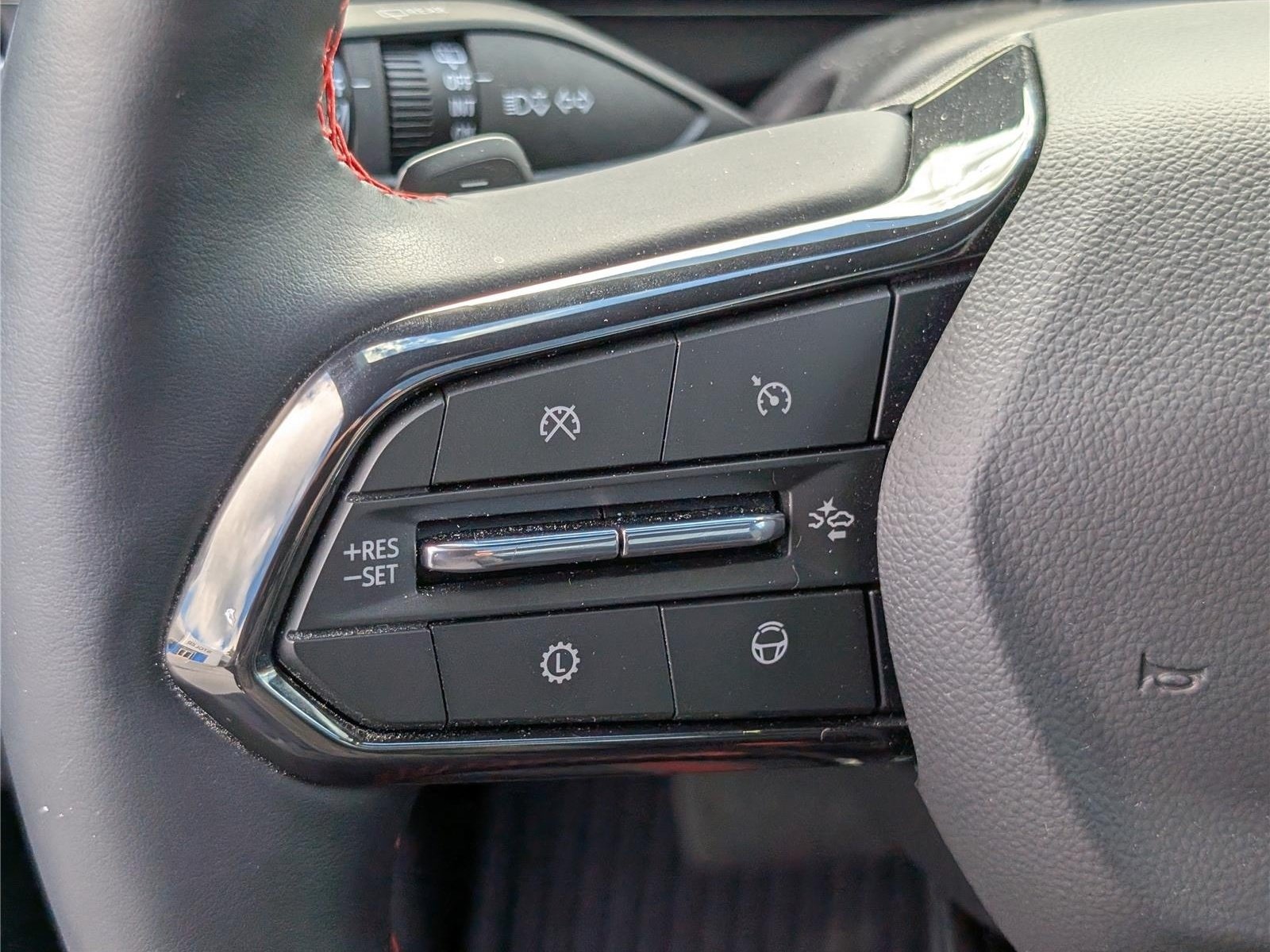 Used 2026 Chevrolet Traverse RS AWD/4WD image 27