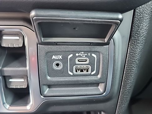 New 2026 Jeep Wrangler Sahara image 34