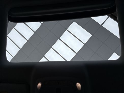 Used 2021 INFINITI Q50 Luxe image 37