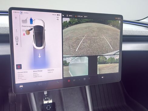 Used 2025 Tesla Model 3 Long Range RWD image 16