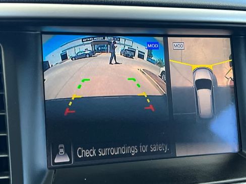 Used 2020 Nissan Pathfinder SL FWD image 25