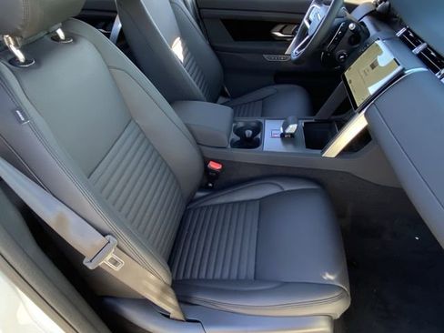 New 2025 Land Rover Discovery Sport S image 10