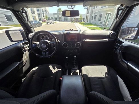 Used 2017 Jeep Wrangler Unlimited Sport w/ Quick Order Package 24S AWD/4WD image 19