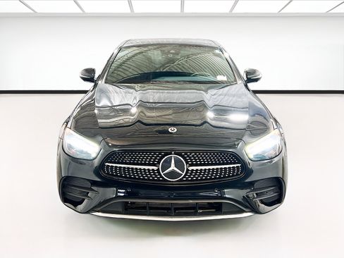 Used 2022 Mercedes-Benz E 350 Sedan image 2