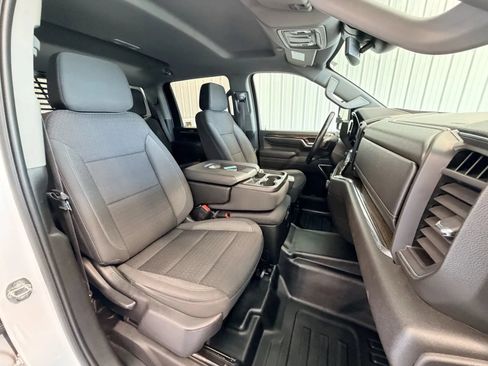 Used 2024 Chevrolet Silverado 3500 LT w/ Convenience Package AWD/4WD image 30