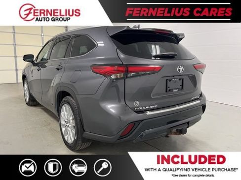 Used 2021 Toyota Highlander Limited AWD/4WD image 5