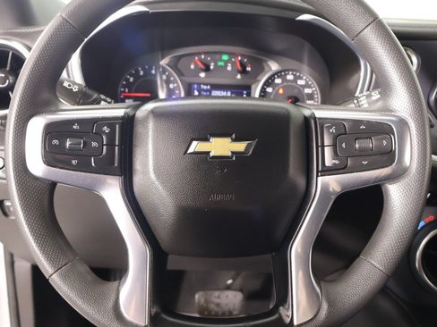Used 2021 Chevrolet Blazer LT FWD image 3