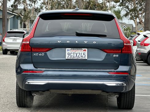 Used 2023 Volvo XC60 B5 Plus w/ Climate Package FWD image 5