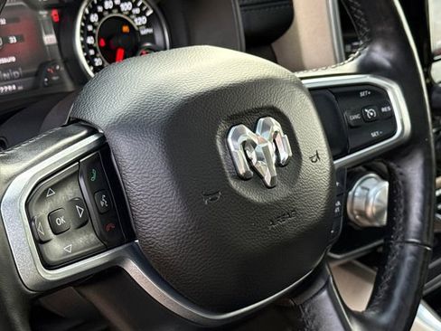 Used 2019 RAM 1500 Laramie RWD image 29
